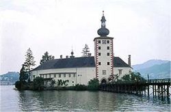 Voglhofer - Schloss Ort in Gmunden